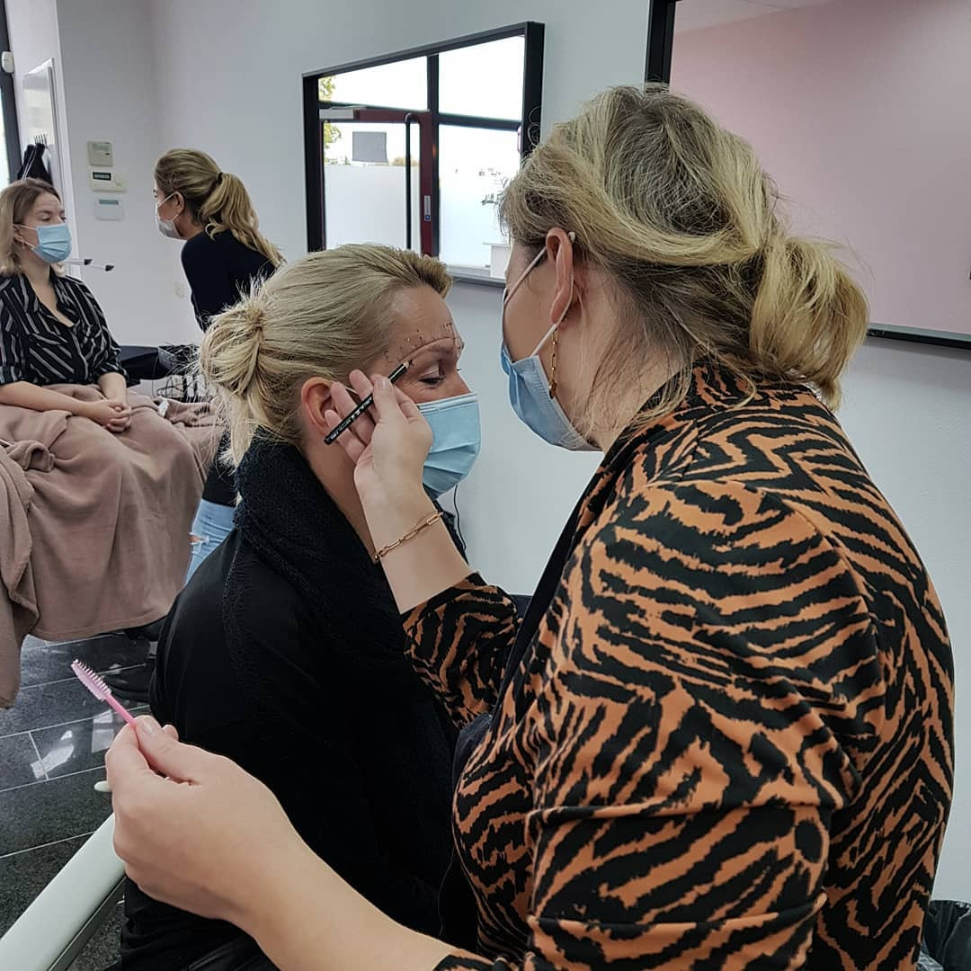 photo - Nathalie Hollander Permanente Make-up en opleidingen