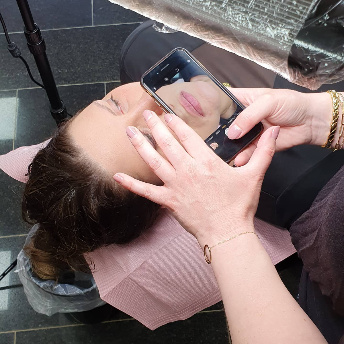 photo - Nathalie Hollander Permanente Make-up en opleidingen